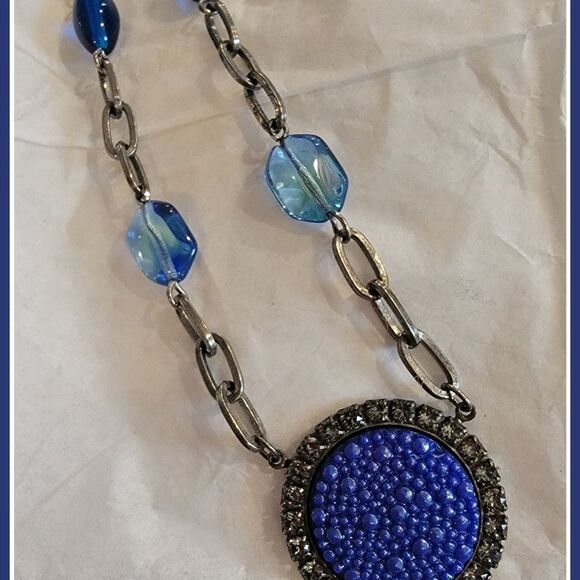 #Sabika #Collectible #Collector's 20th Anniversary #Medallion Necklace #NWOT - Picture 3 of 7